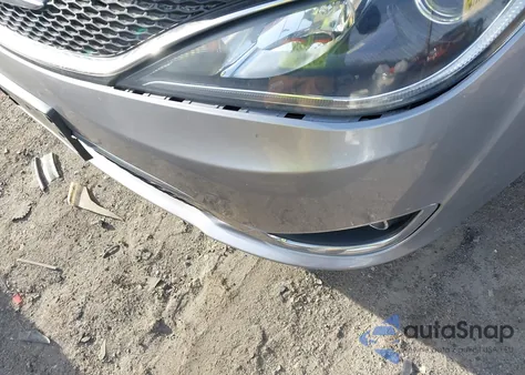 2019 Chrysler Pacifica Touring L z USA, uszkodzony, nr VIN 2C4RC1BG7KR732553